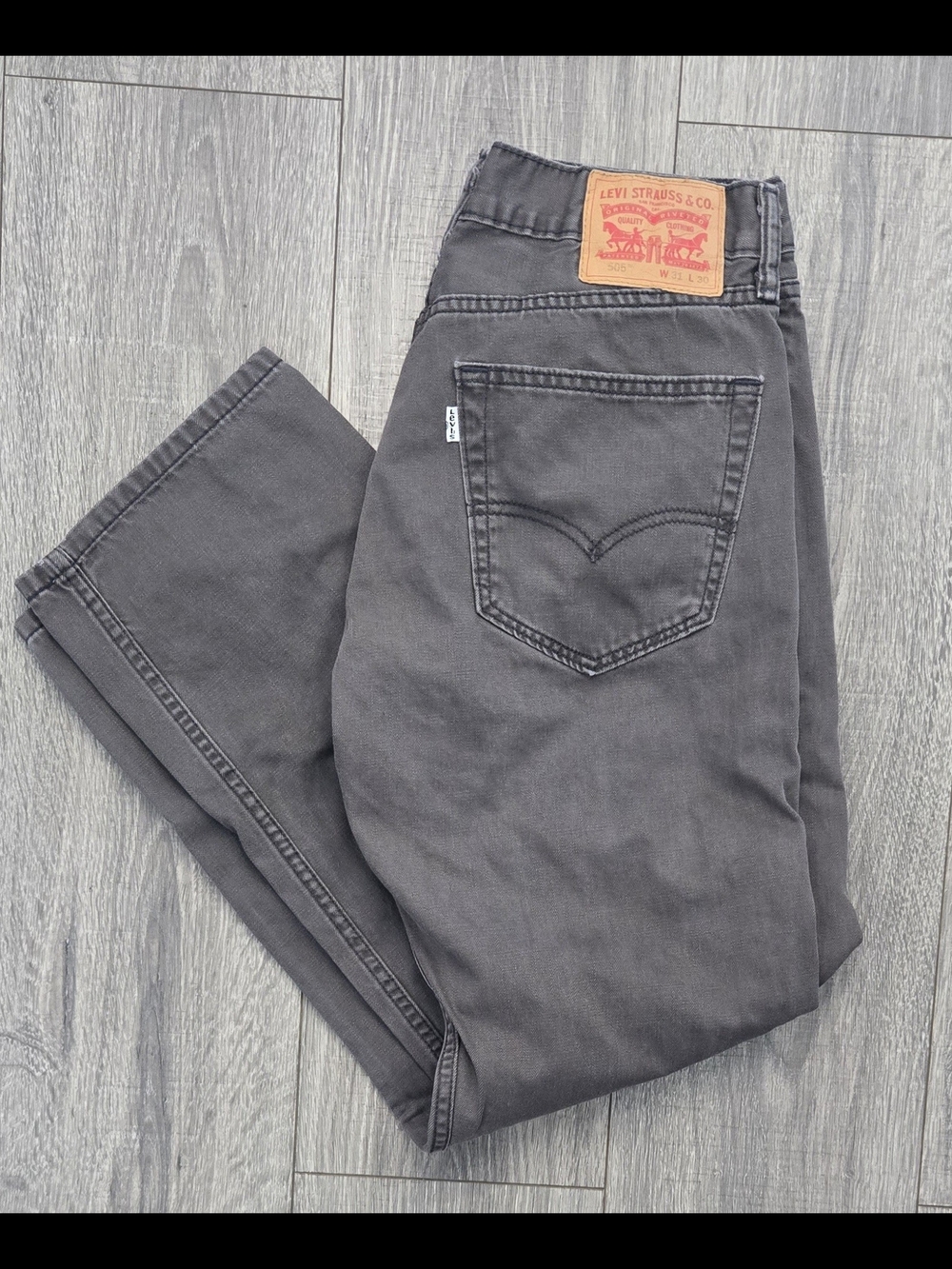 Levi's Men's Gray Jeans - Classic Straight Fit